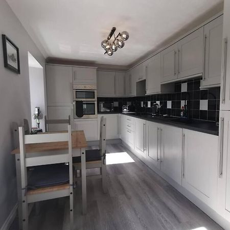 B'Dazzled Flat, Castletown Apartment Thurso Luaran gambar